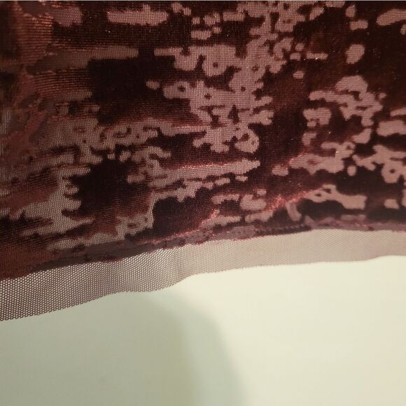 Worthington Woman Crushed Velvet Red Wine Camisole, Plus Size 1X NEW - Picture 6 of 9